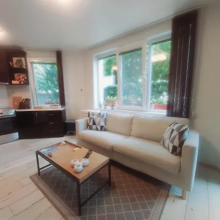 Saint Nicholas Lovely 2 Bedroom With Sunny Garden * Warna