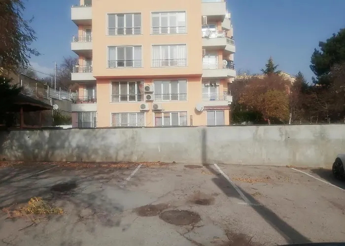 Saint Nicholas Lovely 2 Bedroom With Sunny Garden Daire