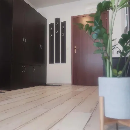 Saint Nicholas Lovely 2 Bedroom With Sunny Garden