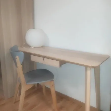 Апартамент Saint Nicholas Lovely 2 Bedroom With Sunny Garden *