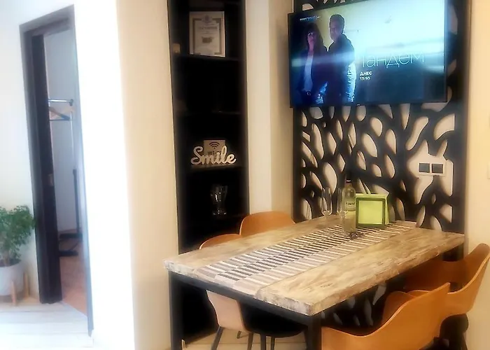 Saint Nicholas Lovely 2 Bedroom With Sunny Garden Warna