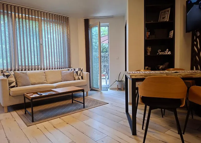 Saint Nicholas Lovely 2 Bedroom With Sunny Garden * Warna