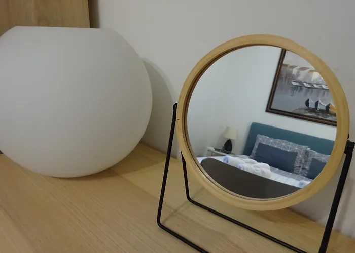 Apartment Saint Nicholas Lovely 2 Bedroom With Sunny Garden Warna